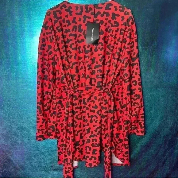 PrettyLittleThing Dresses & Skirts - PrettyLittleThing red leopard print wrap dress
